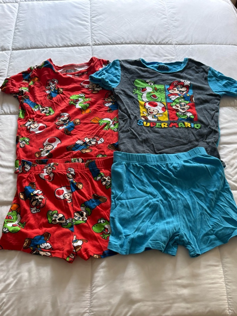 Nintendo Super Mario Kids Pajama Sets  (Sz 12 but runs small like 8/10)